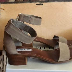 Steve Madden sandals with tassels.